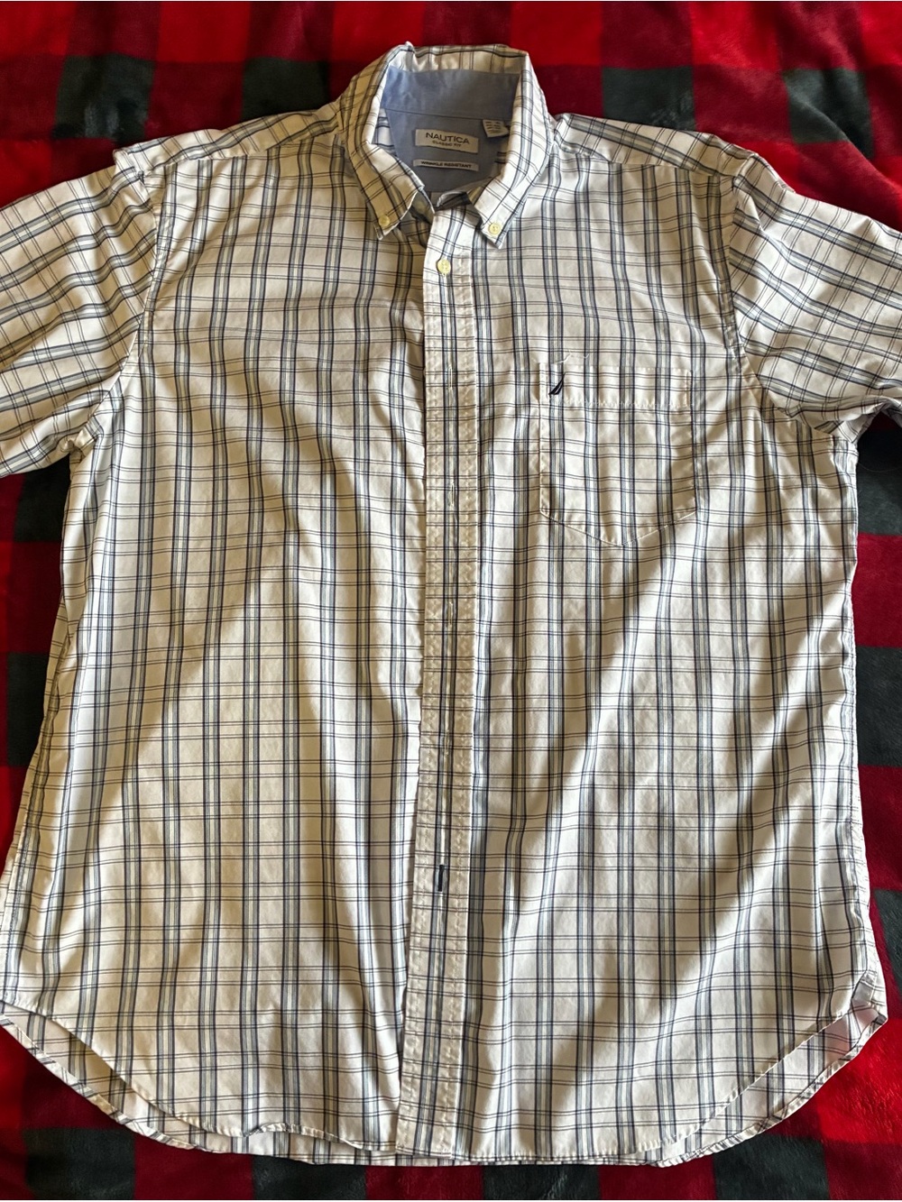 Nautica Men’s Short-Sleeve Plaid Button-Down Shirt - White and Blue Stripes